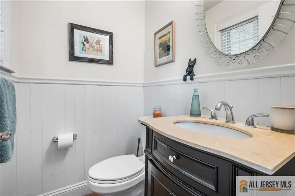 122 Benart Place Middlesex, NJ 08846