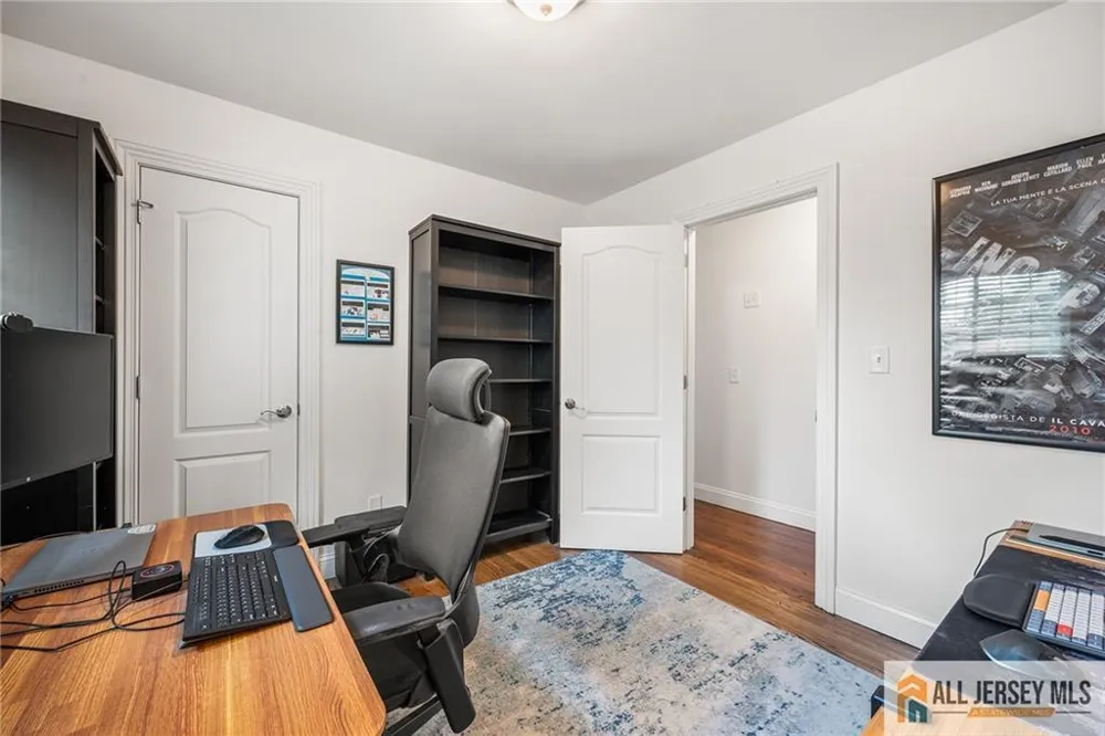 122 Benart Place Middlesex, NJ 08846