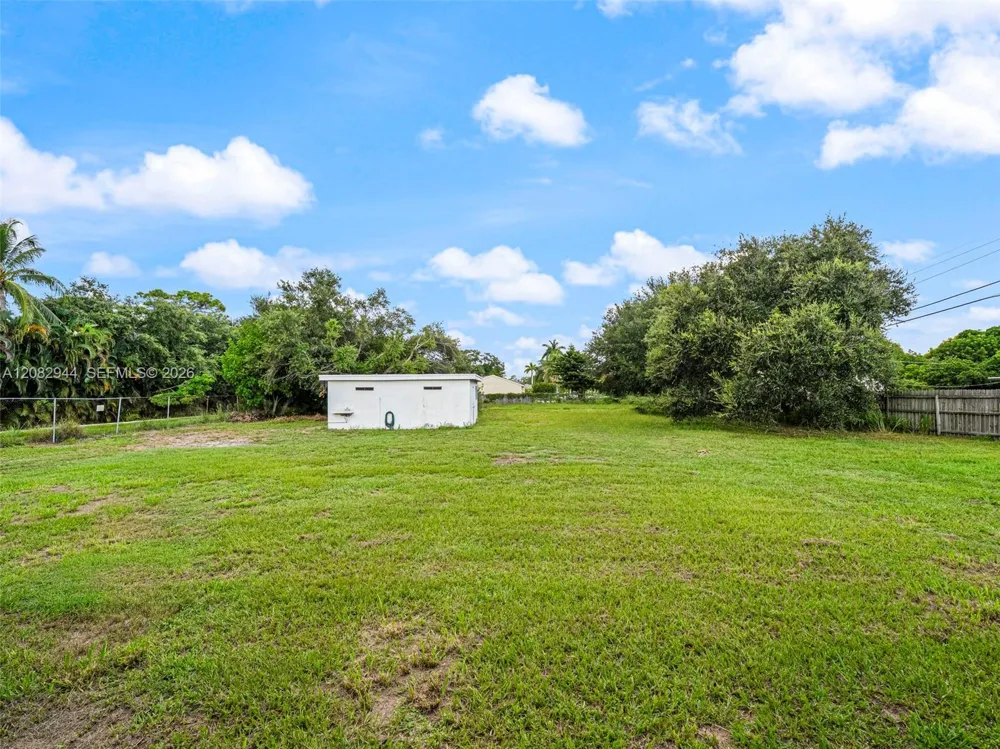 4475 Kirk Rd Lake Worth, FL 33461