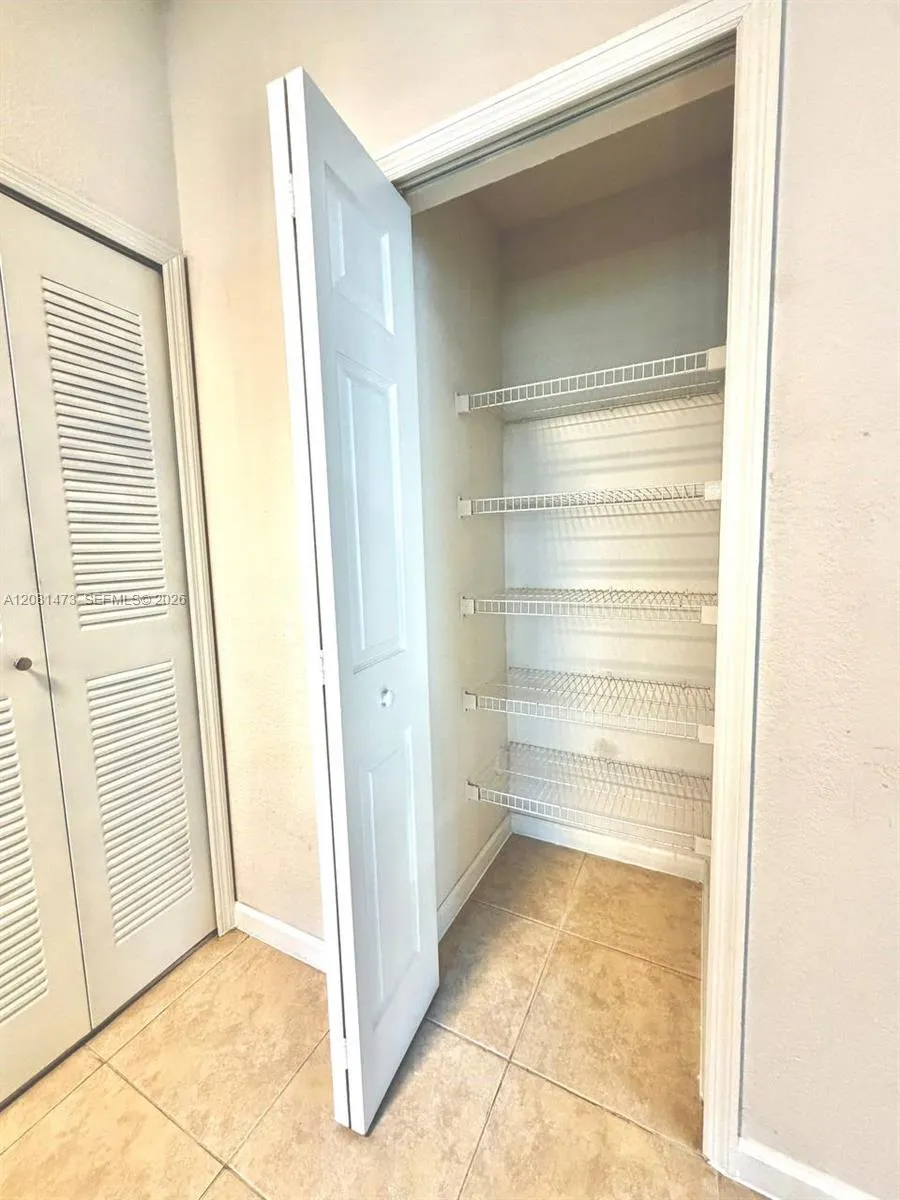 3429 W 80th St #201 Hialeah, FL 33018