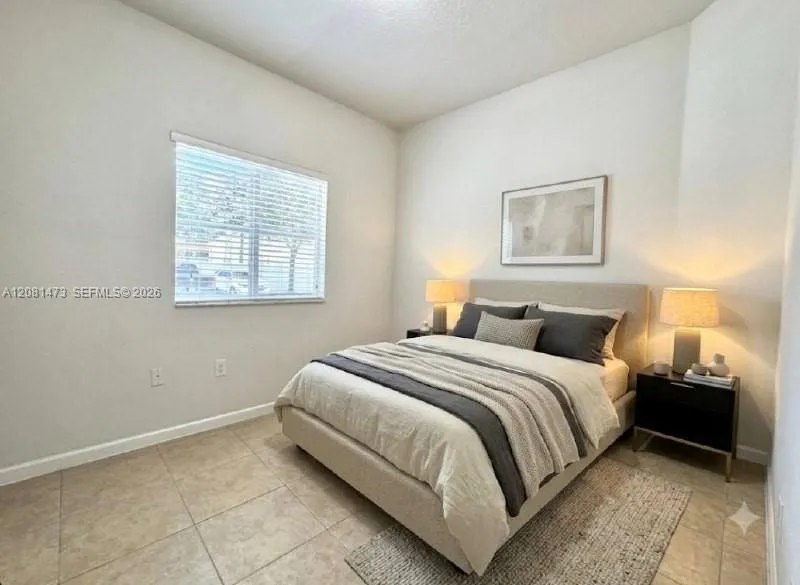 3429 W 80th St #201 Hialeah, FL 33018