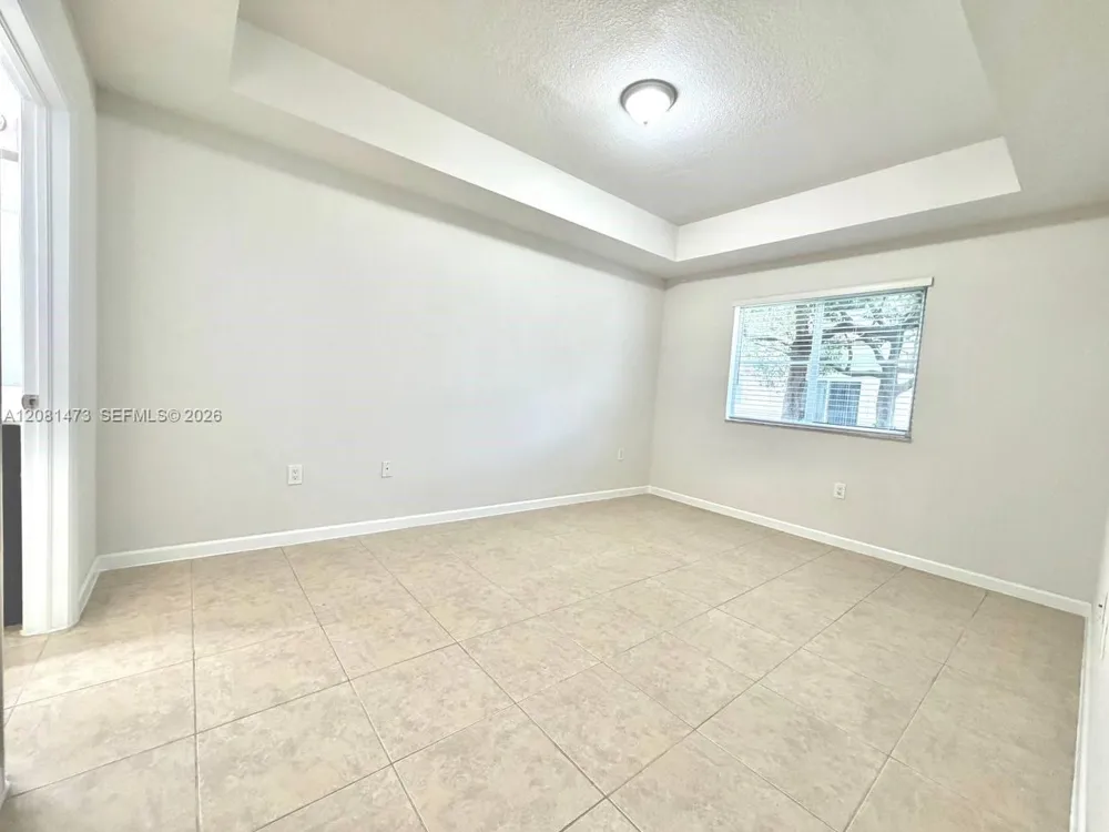 3429 W 80th St #201 Hialeah, FL 33018