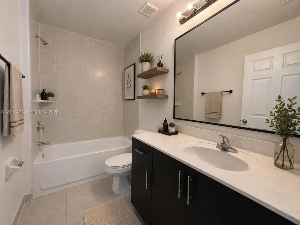 3429 W 80th St #201 Hialeah, FL 33018