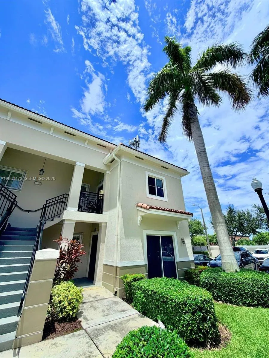 3429 W 80th St #201 Hialeah, FL 33018