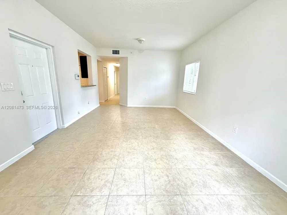 3429 W 80th St #201 Hialeah, FL 33018