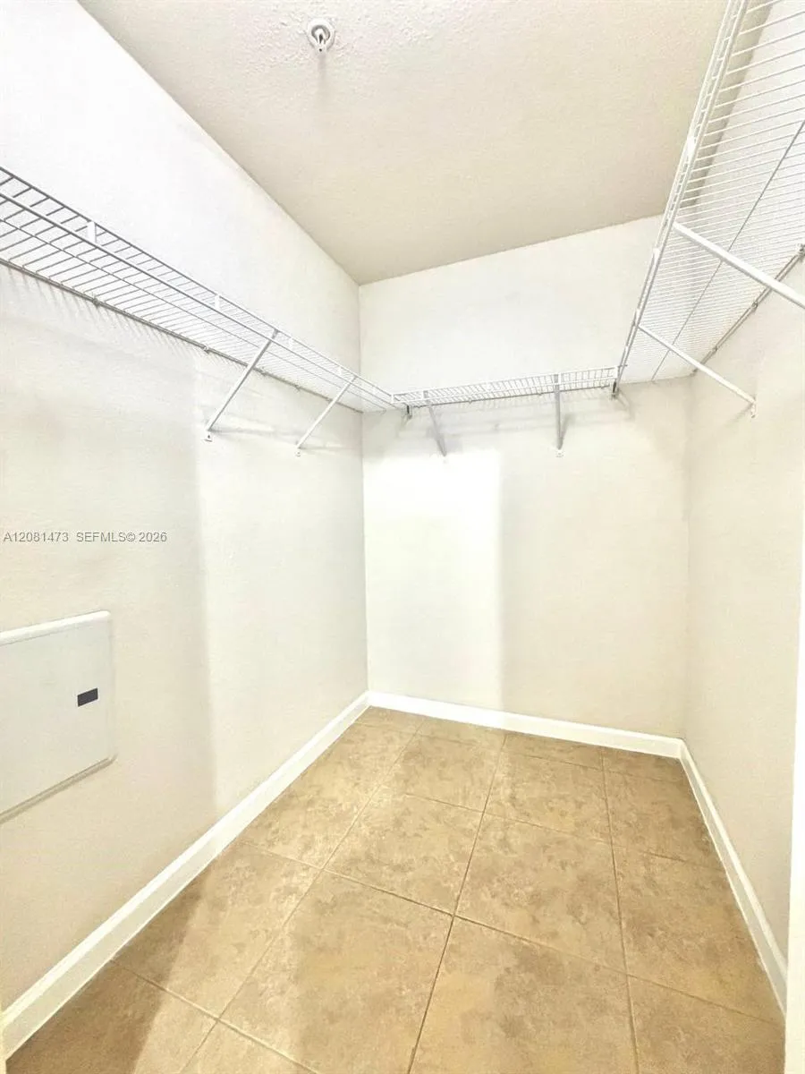 3429 W 80th St #201 Hialeah, FL 33018
