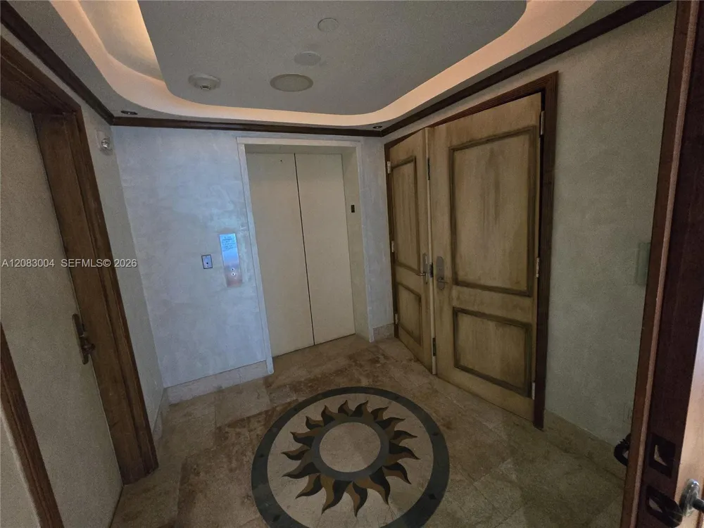 1331 Brickell Bay Dr #2102 Miami, FL 33131
