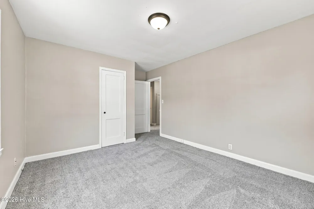 911 Bartlett Avenue Elizabeth City, NC 27909