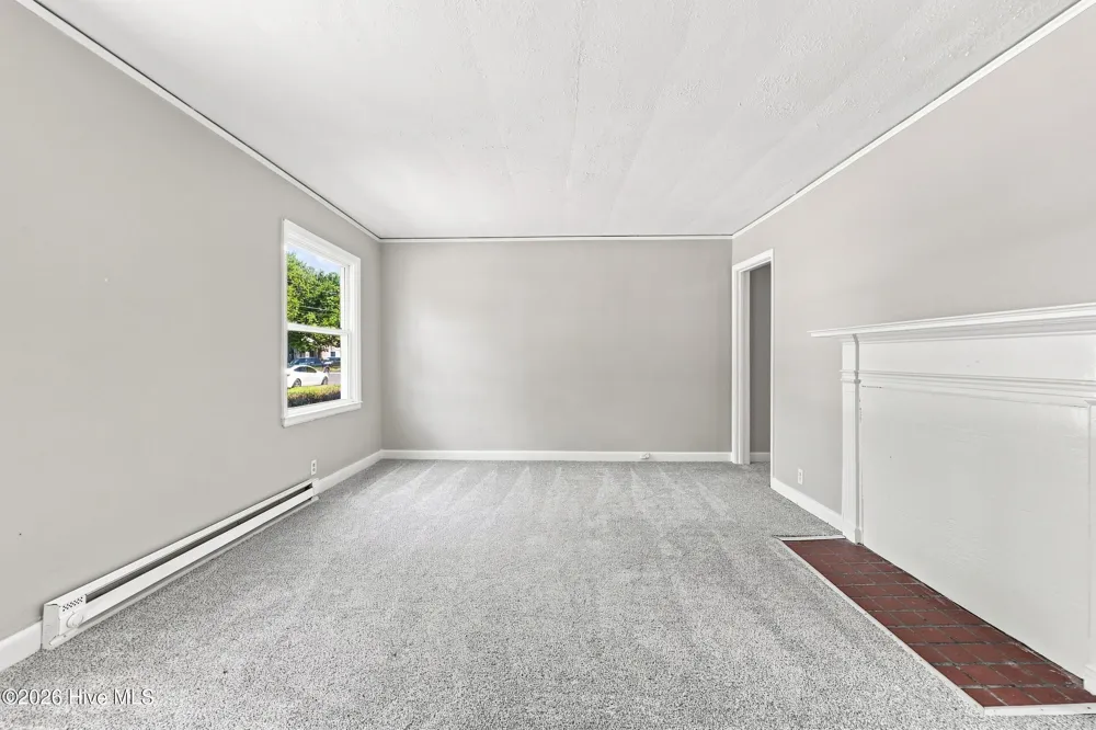 911 Bartlett Avenue Elizabeth City, NC 27909