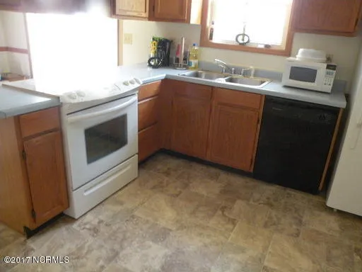 512 Cougar Place Havelock, NC 28532
