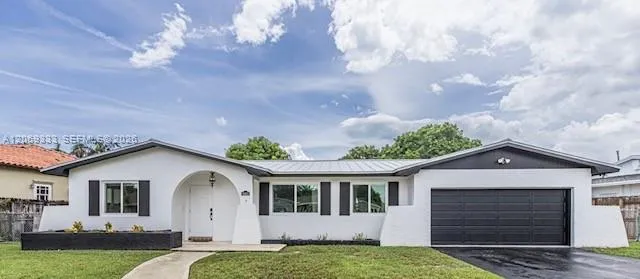 8460 SW 201st St Cutler Bay, FL 33189
