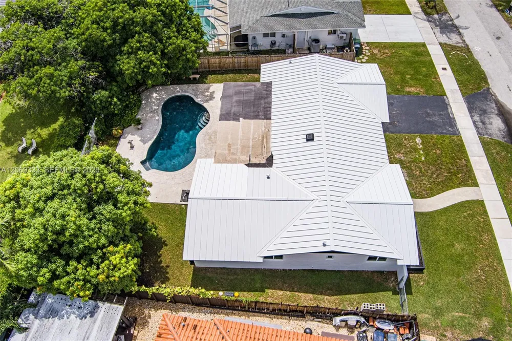 8460 SW 201st St Cutler Bay, FL 33189
