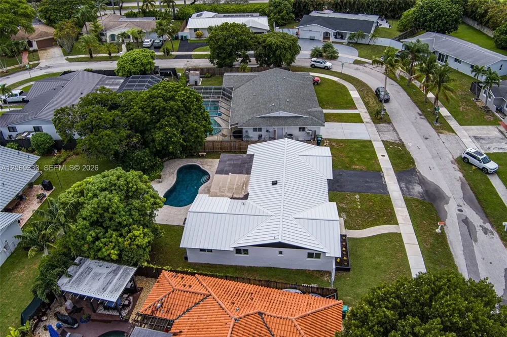 8460 SW 201st St Cutler Bay, FL 33189