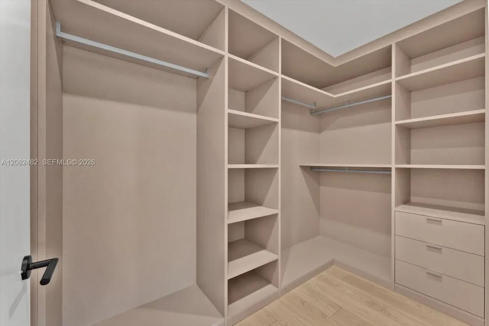 2200 Brickell Ave #202 Miami, FL 33129
