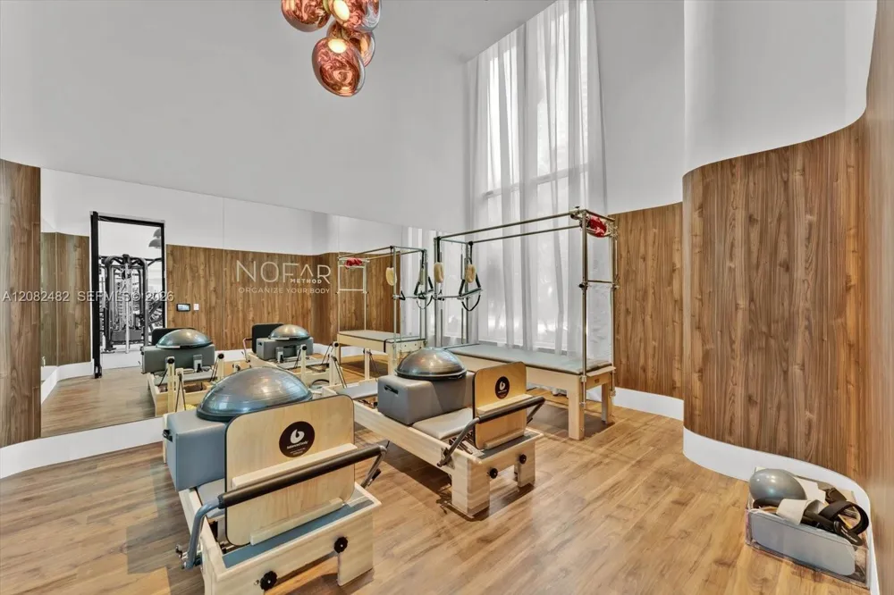 2200 Brickell Ave #202 Miami, FL 33129