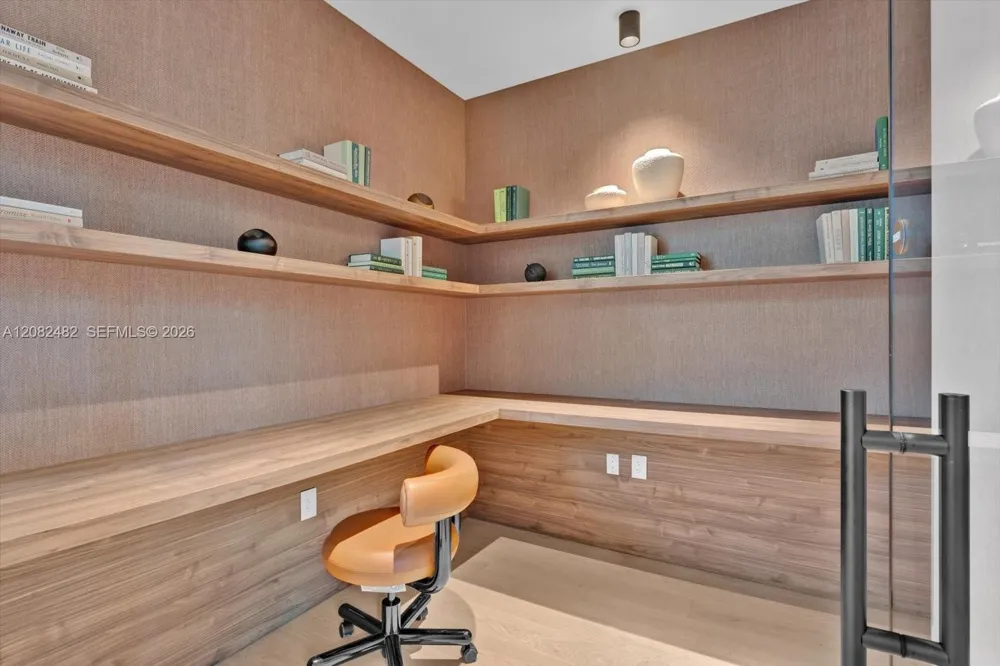 2200 Brickell Ave #202 Miami, FL 33129