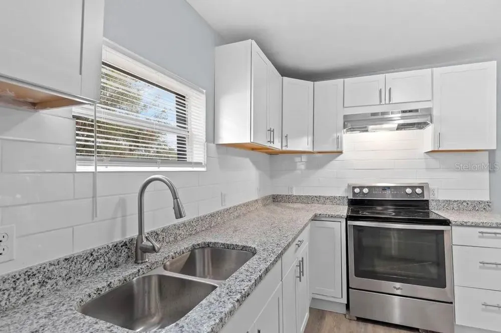 515 S CHARLESTON AVENUE Fort Meade, FL 33841
