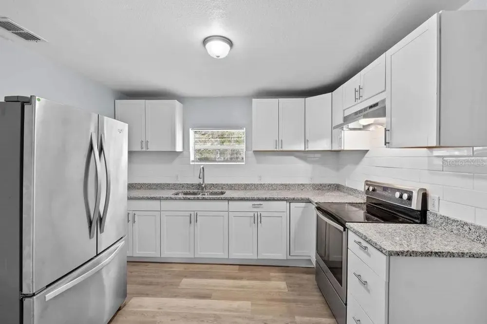 515 S CHARLESTON AVENUE Fort Meade, FL 33841