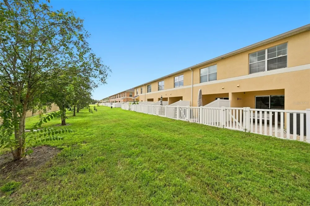 9755 TRUMPET VINE LOOP New Port Richey, FL 34655