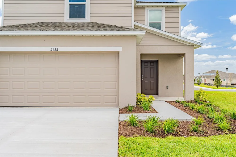 5682 NISPERO WAY Kissimmee, FL 34758