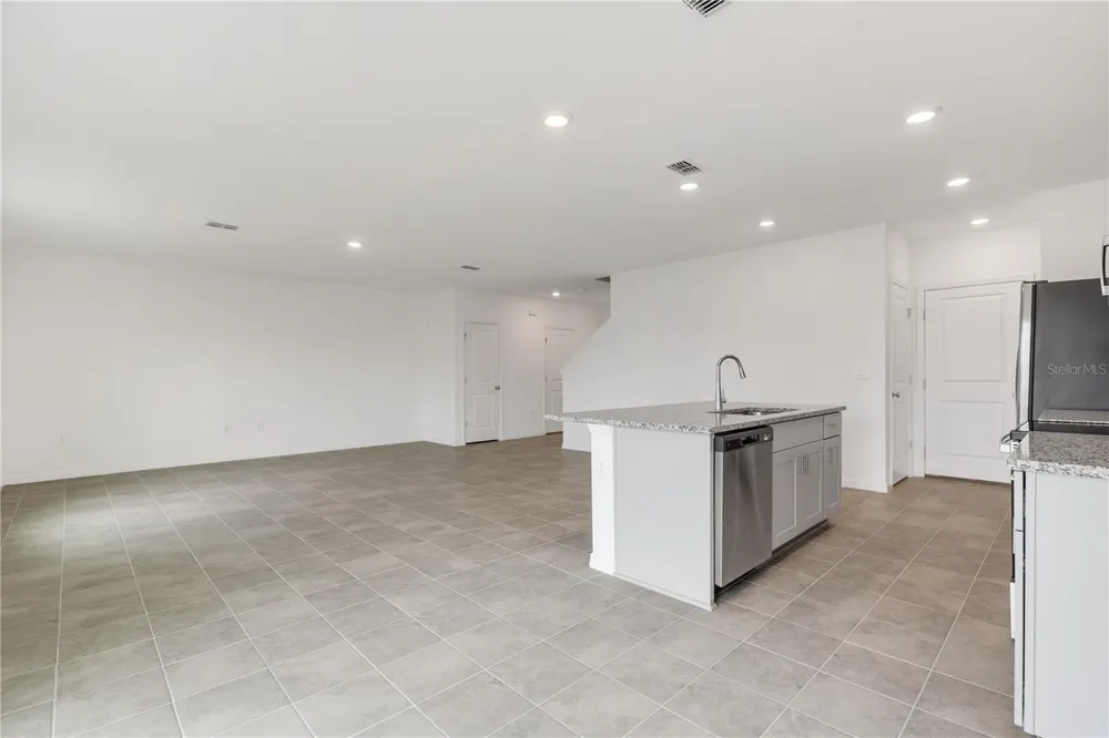 5682 NISPERO WAY Kissimmee, FL 34758