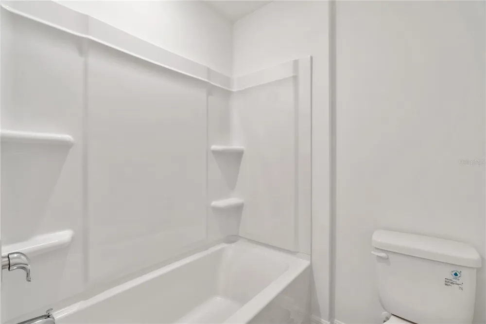 5682 NISPERO WAY Kissimmee, FL 34758