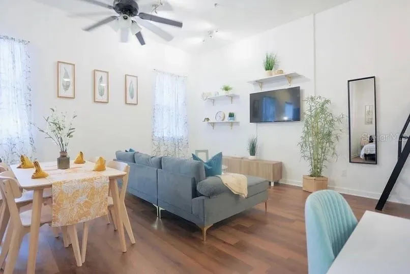 2004 HOWARD AVENUE #101 Tampa, FL 33607