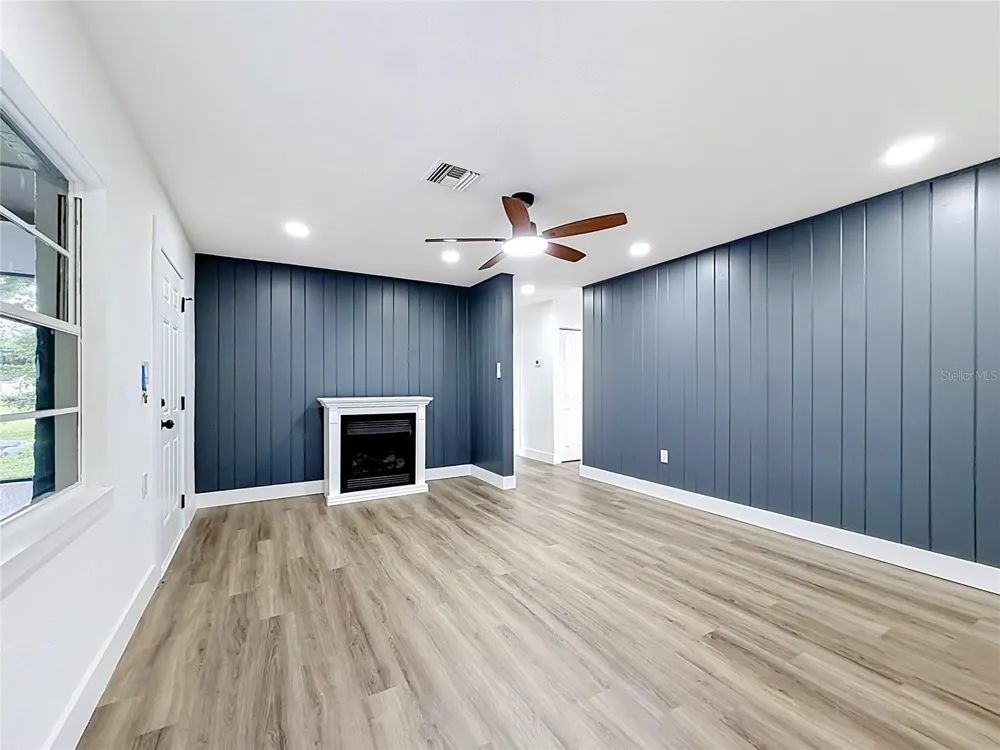 637 PASADENA AVENUE Longwood, FL 32750
