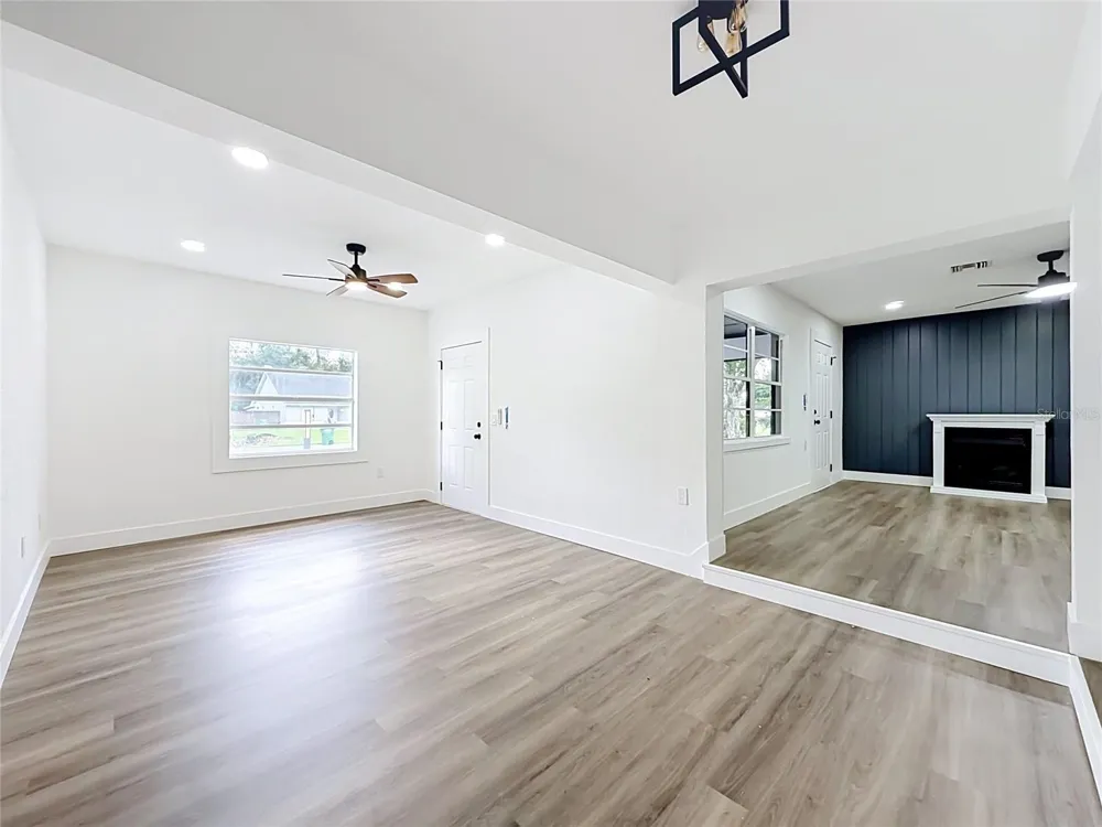 637 PASADENA AVENUE Longwood, FL 32750