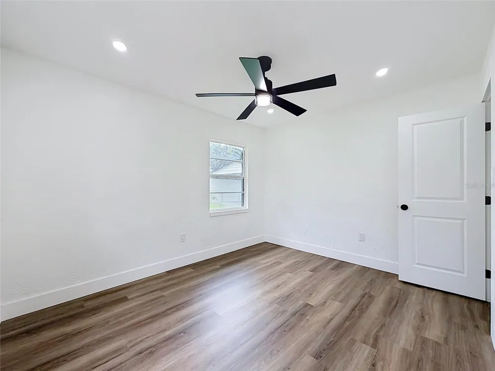 637 PASADENA AVENUE Longwood, FL 32750