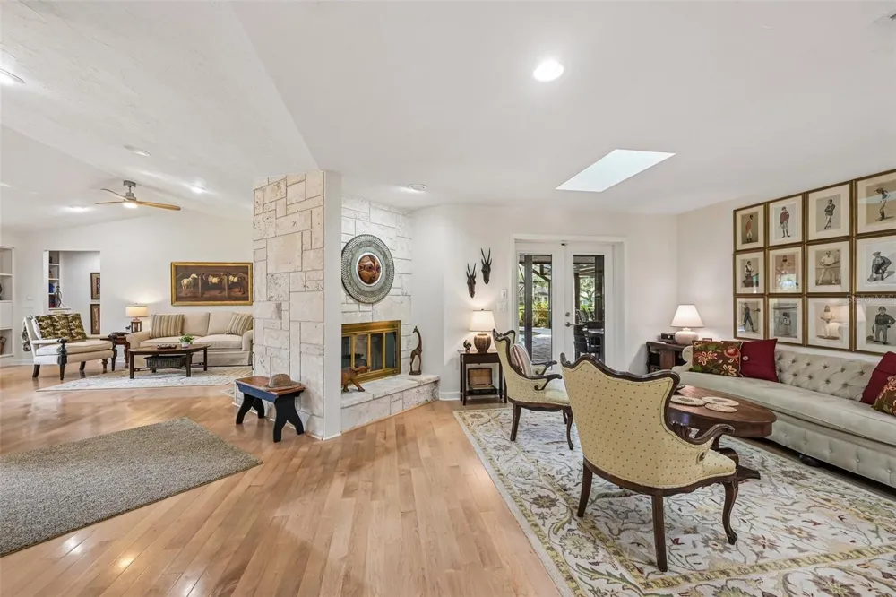 4502 FRIAR TUCK LANE Sarasota, FL 34232