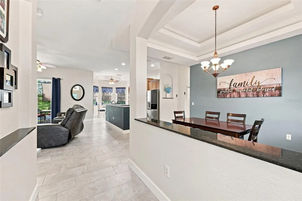 25 SANDERS CIRCLE Homosassa, FL 34446