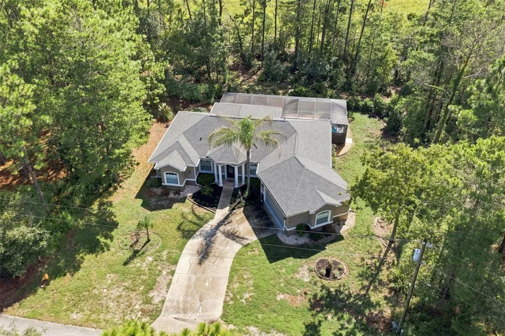 25 SANDERS CIRCLE Homosassa, FL 34446
