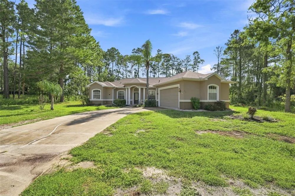 25 SANDERS CIRCLE Homosassa, FL 34446