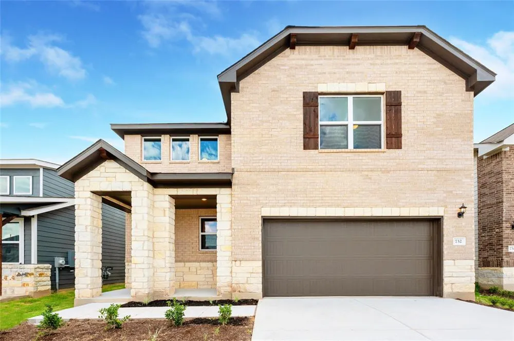 732 Gray Fox Loop Hutto, TX 78634