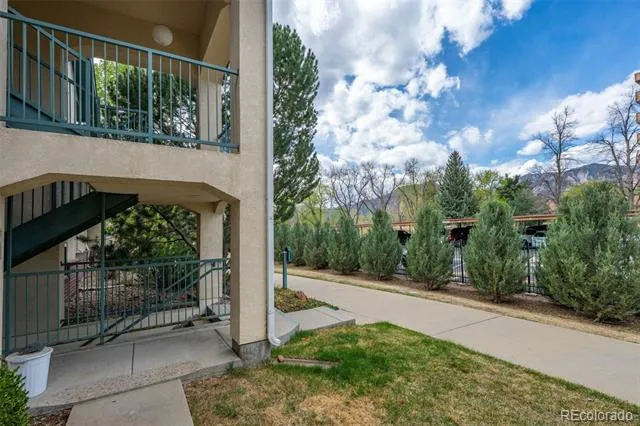 540 Mohawk Drive #15 Boulder, CO 80303