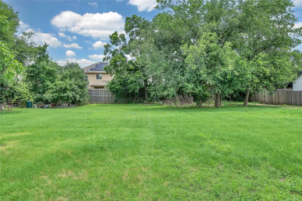 538 River Park Road McGregor, TX 76657