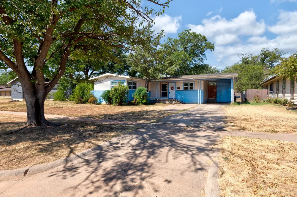 1134 S Pioneer Drive Abilene, TX 79605