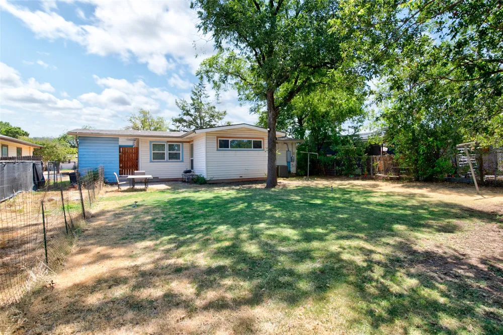 1134 S Pioneer Drive Abilene, TX 79605