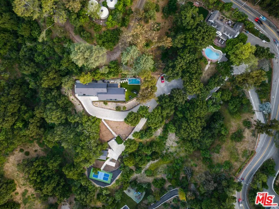3140 Coldwater Canyon Studio City, CA 91604