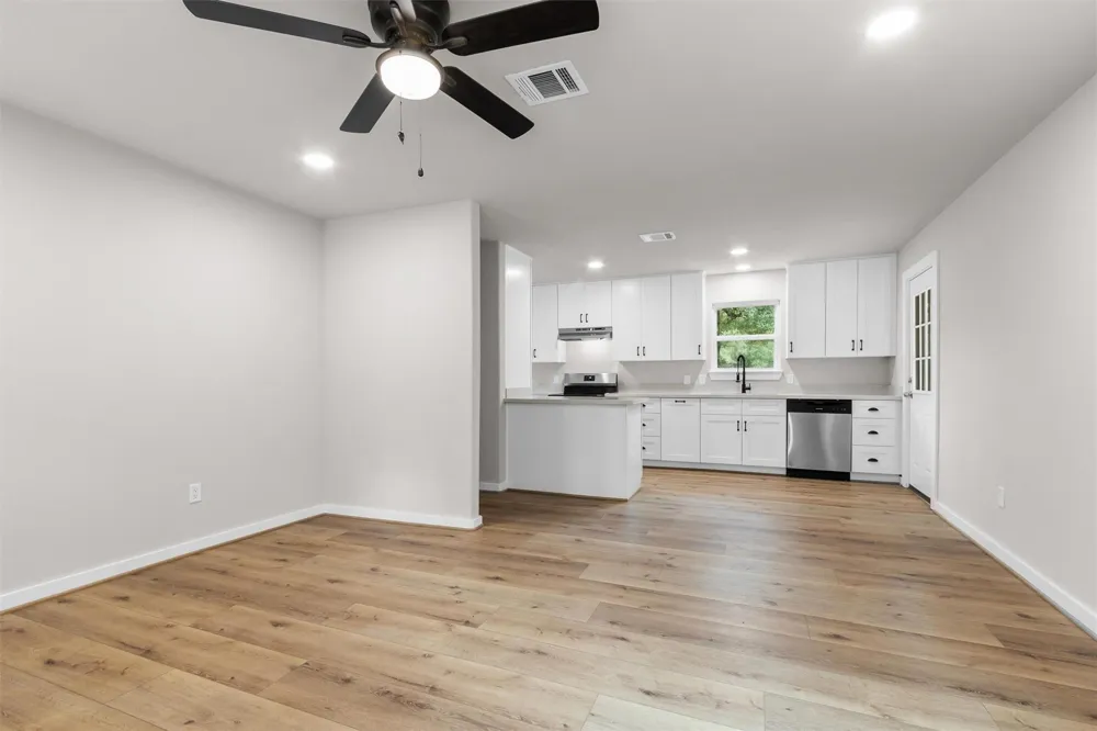 8627 S Fork Drive Conroe, TX 77303