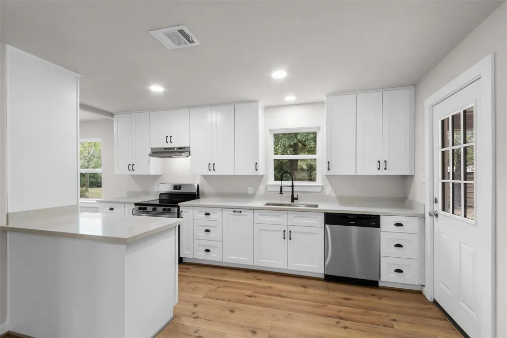8627 S Fork Drive Conroe, TX 77303