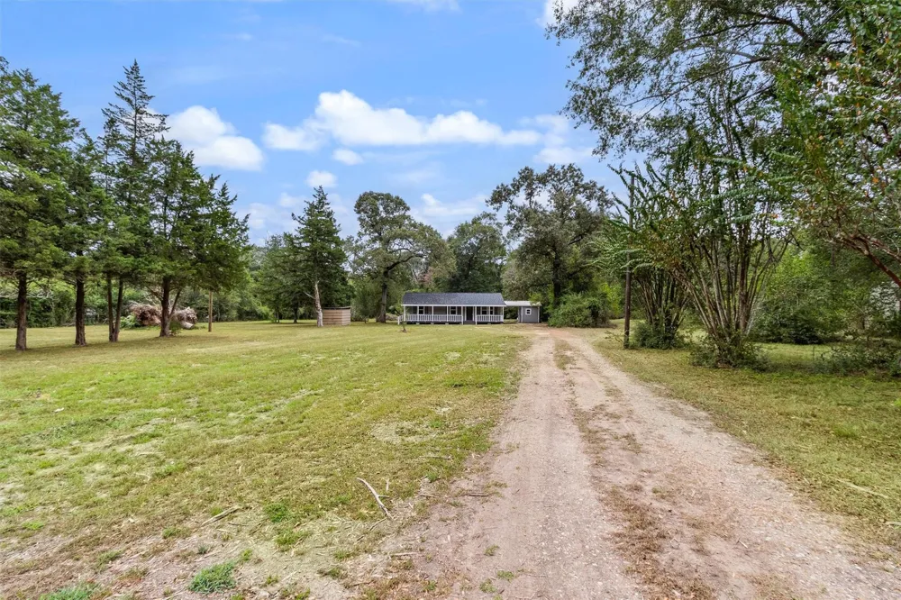 8627 S Fork Drive Conroe, TX 77303
