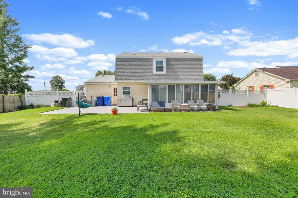 27 TOLEDO LANE Willingboro, NJ 08046