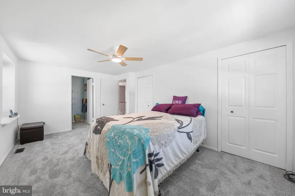 27 TOLEDO LANE Willingboro, NJ 08046