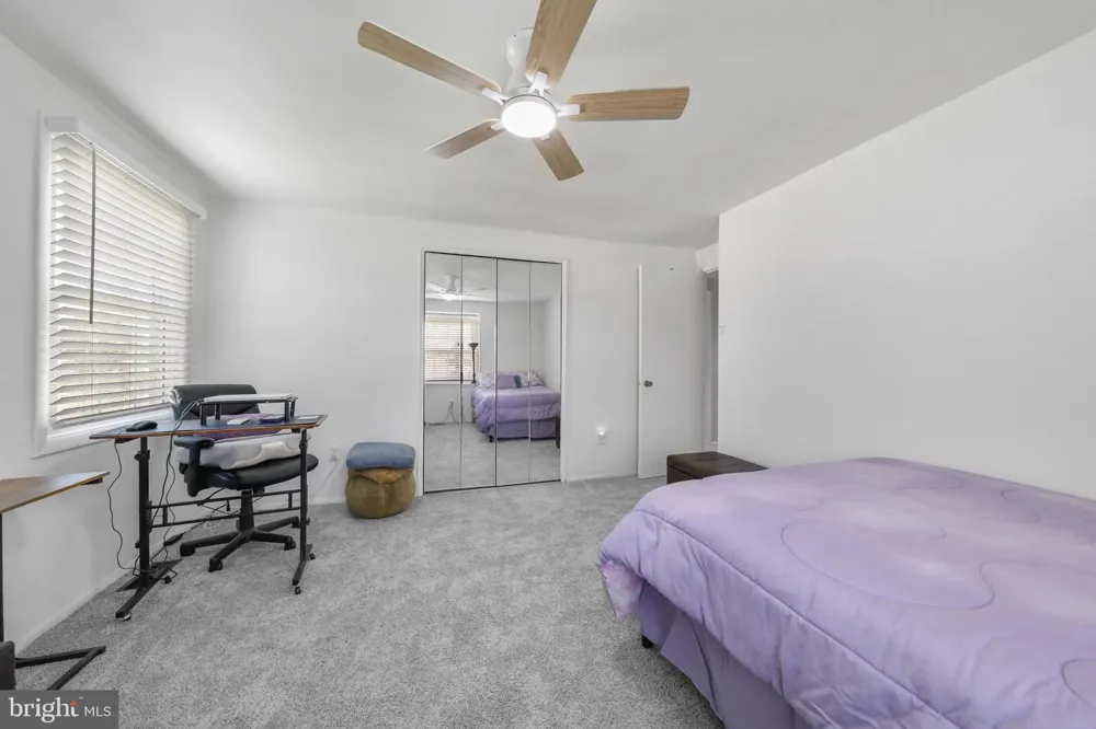 27 TOLEDO LANE Willingboro, NJ 08046