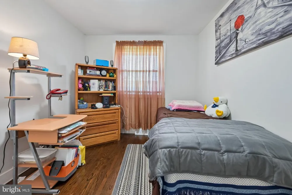 348 PEACH ROAD Bellmawr, NJ 08031