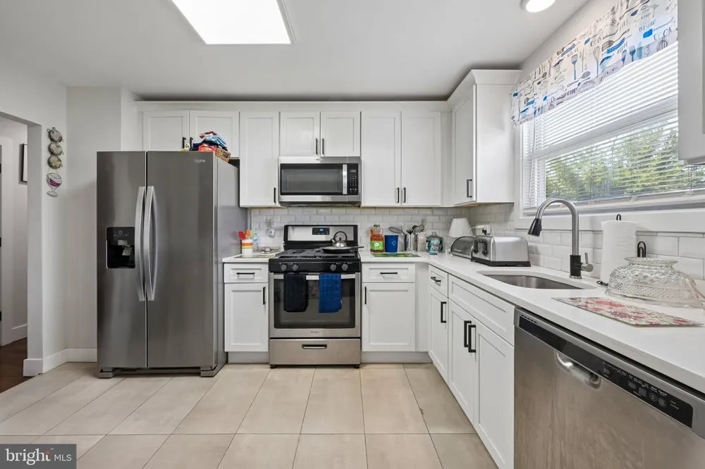348 PEACH ROAD Bellmawr, NJ 08031