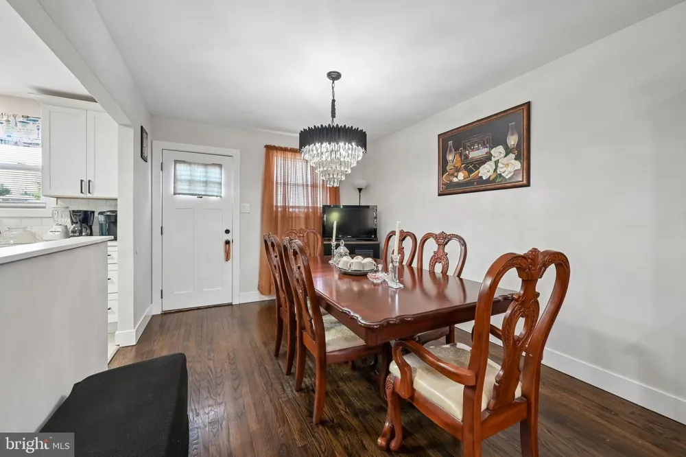 348 PEACH ROAD Bellmawr, NJ 08031