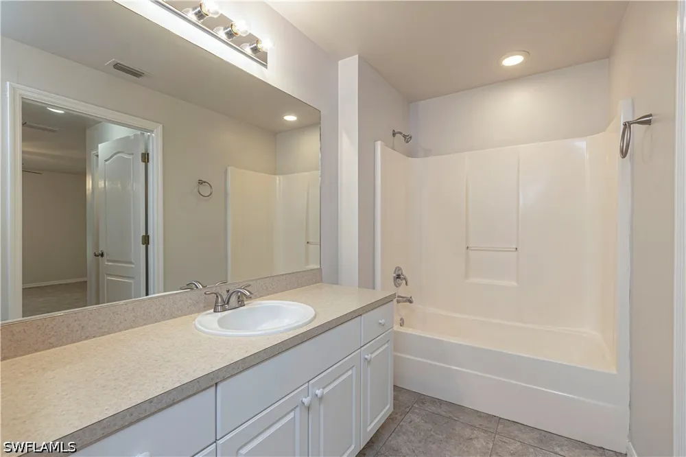 NE 7th Place Cape Coral, FL 33909